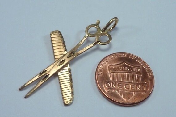 14K Yellow Gold "Hairdresser" (Scissors and Comb)… - image 2