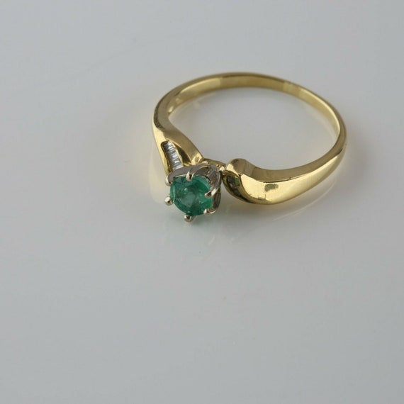 18K Yellow Gold Emerald and Diamond Ring Size 7.2… - image 4