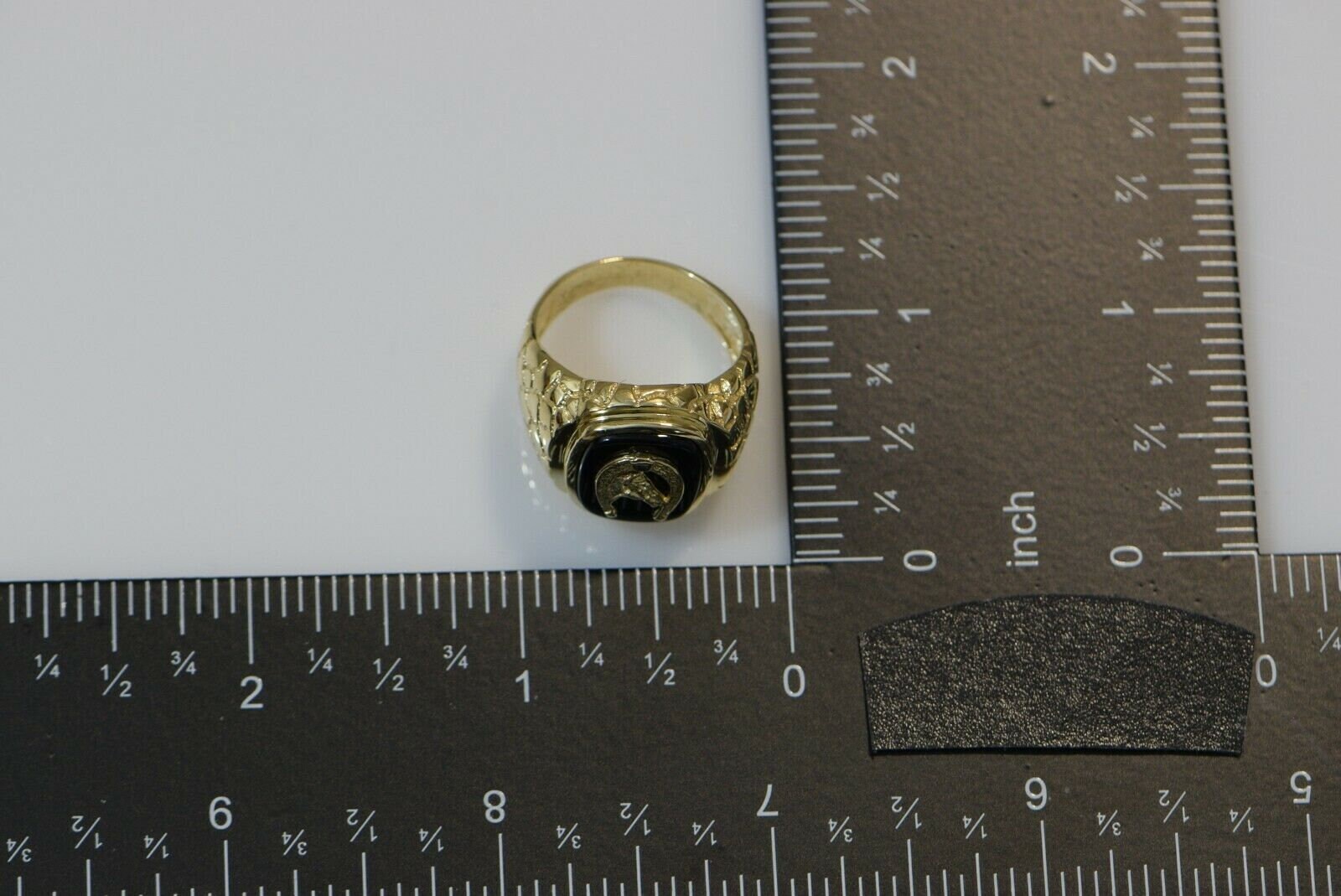 14K Yellow Gold Black Onyx Horse Ring Circa 1970 Size - Etsy 14K Yellow Gold Black Onyx Horse Ring Circa 1970 Size - Etsy