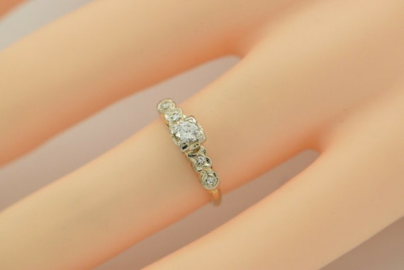 14K Yellow Gold Diamond Engagement Ring .20ct Cen… - image 2