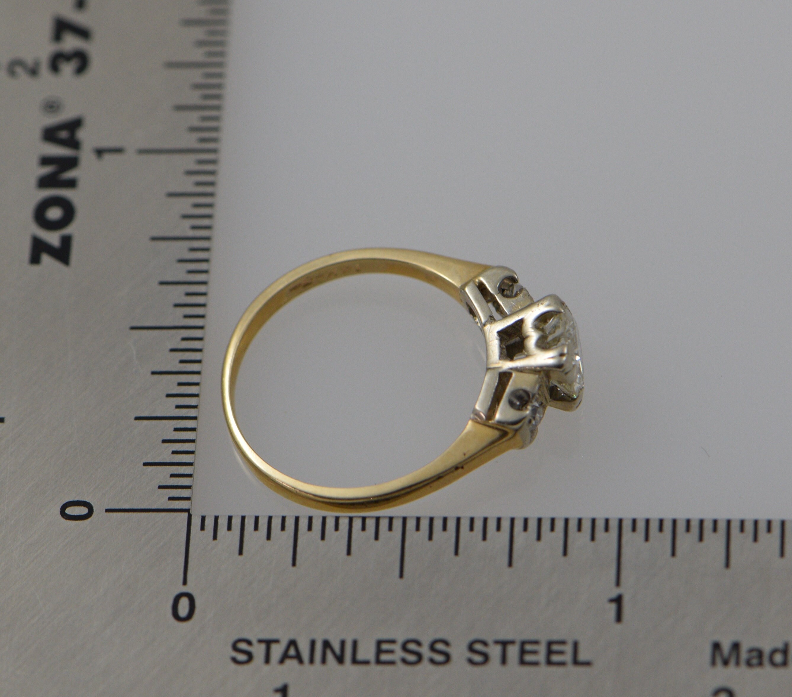 1940's 14K Yellow Gold 3 Stone Diamond Ring With Stepped - Etsy