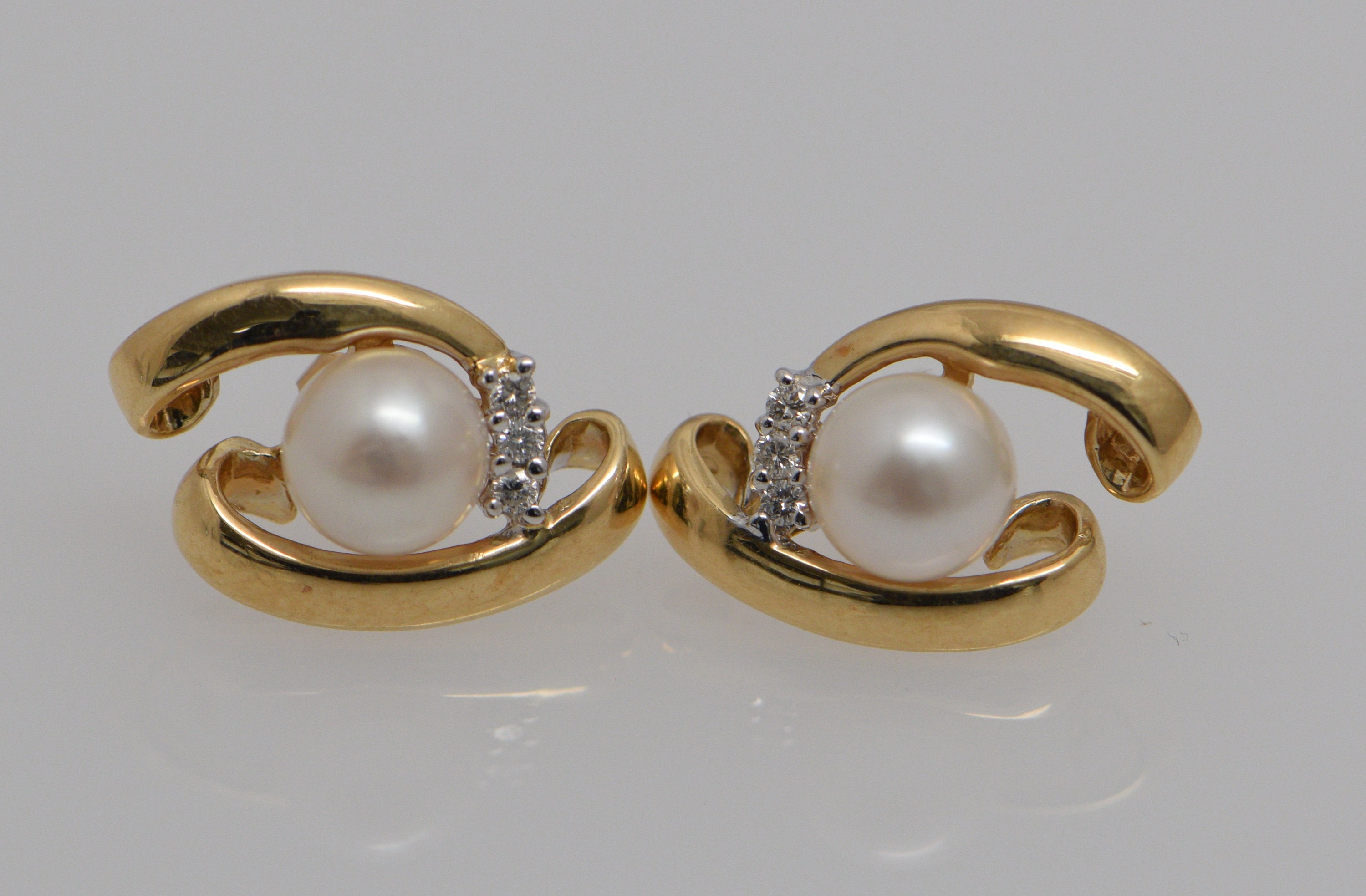 K Yellow Gold Pearl And Diamond Earrings Etsy