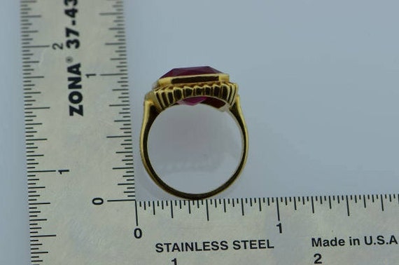 14K YG Red Spinel Synthetic ring 14 x 12 mm facet… - image 6