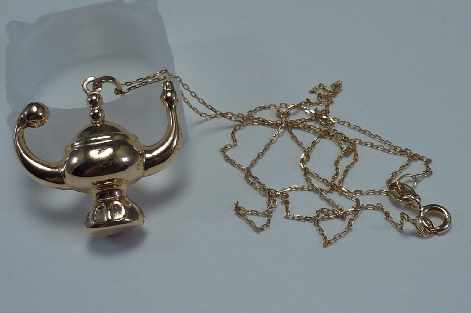 18K Yellow Gold oil Lamp Pendant With 20 Etsy