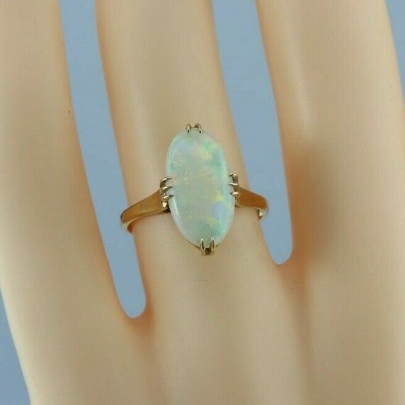 Vintage 18K Yellow Gold White Opal Cabochon Ring … - image 2