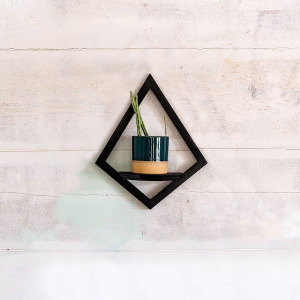 Wall Mount Matte Black Diamond Planter with Saucer, Geometric Wall Planter,Geometric Air Planter, Wall Planter, hanging plant shelf