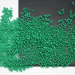 10, 15 gr 0.8-1.5 mm Solid Green Glass Mini Bubbles Caviar Ball Beads  DIY UV Resin Filling 3D Nail Art Decorations