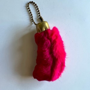 Vintage Fuchsia Pink Lucky Rabbit&#39;s Foot Keychain