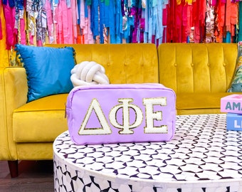 Delta Phi Epsilon Nylon Makeup Travel Bag, Glitter Greek Letter Chenille Patch, Purple Sorority Bag, Cosmetic Case, Big Little Reveal Gift