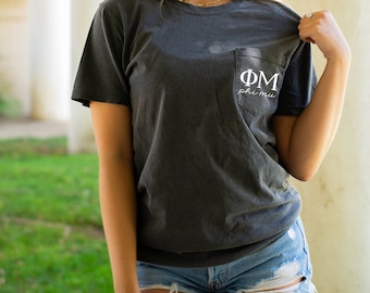 Phi Mu Script Letters Pocket T-Shirt - Grey