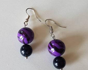 【BLACKPURPLE】24FW★ BlackPurple Minimal Tag Earrings Faceted Black Onyx, Round Dyed Purple Lined Mother-of-Pearl