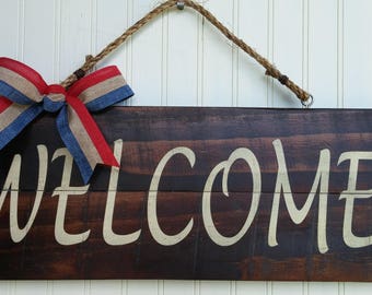 Welcome Reclaimed Wood Sign with Rope Hanger