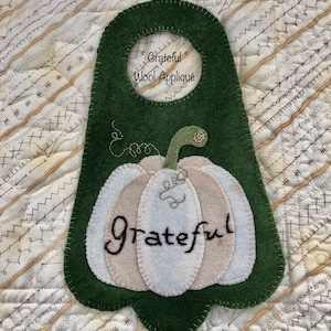 Agradecido, Aplique de lana, Percha de perilla de puerta, Descarga digital