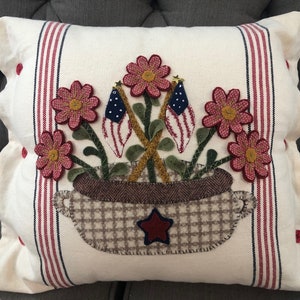 Summer Blooms, Pillow, Wool and Cotton Applique, Wool Kit, Paper Pattern