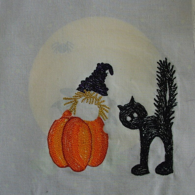 Hallows Eve, Mini-Quilt, Punch Needle Motif, Paper Pattern image 3
