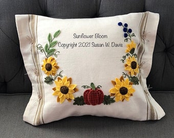 Sunflower Bloom Pillow, or Table Runner, Wool Applique on Cotton Toweling, Digital Download