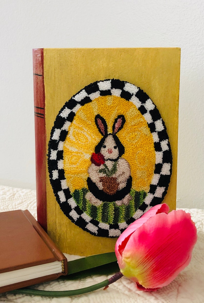 Storybook Bunny, Punch Needle Art, EPattern, Instant Download image 1