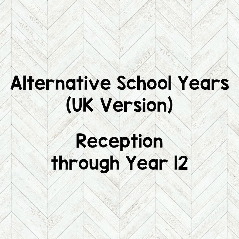 Peut inclure: Fond blanc et marron clair &agrave; chevrons avec le texte "Alternative School Years (UK Version)" et "Reception through Year 12" en noir.