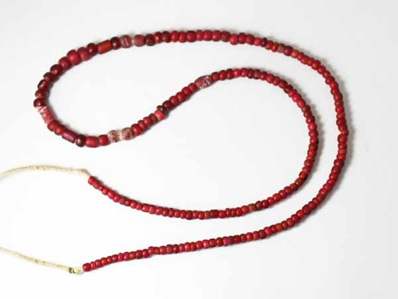 String of antique gold red /& blood red color midium and small size mix white hearts beads\u3010Free shipping\u3011 \u3010JB18003B-2\u3011