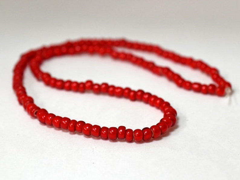 String of antique beautiful red medium size white hearts beads \u3010Free shipping\u3011 \u3010EB20003-2\u3011