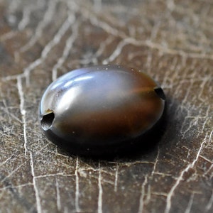 Ancient tibetan Luk Mik Zdi beads with simple eye【free shipping】【CB21017C-2】
