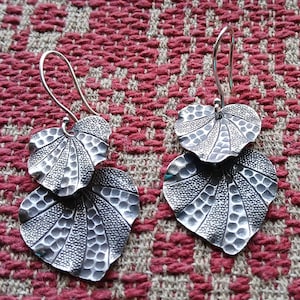 Vintage Novica Thailand Hill Tribe Sterling Silver Heart Leaf Earrings