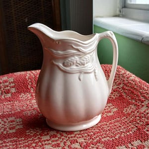 Vintage England Royal Crownford Ironstone Wheat Weatherby Hanley Creamer