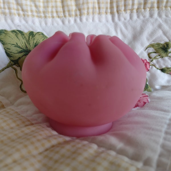 Vintage Fenton Pink Satin Glass Rosebowl