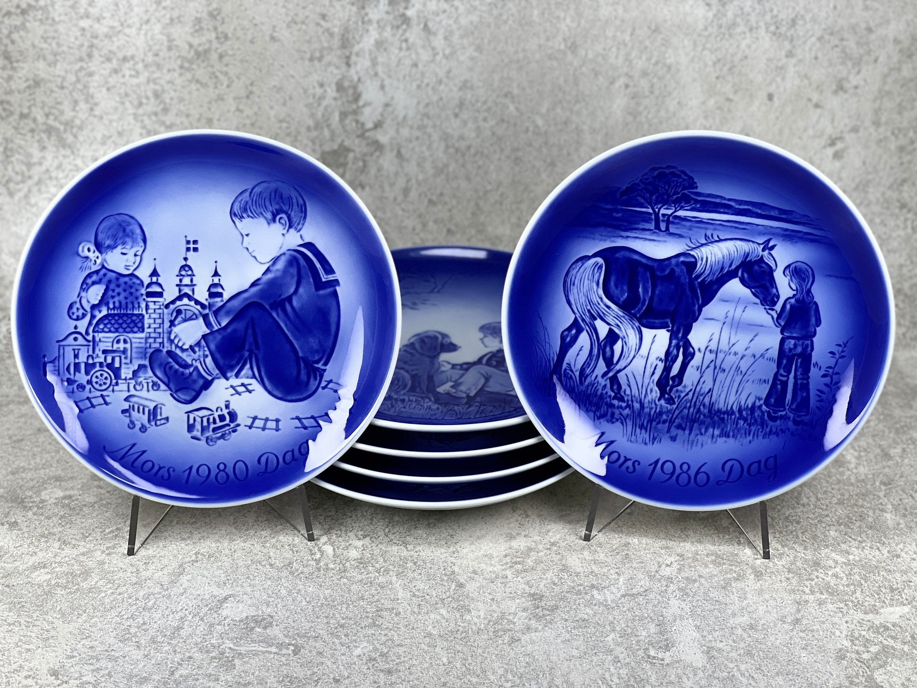ロイヤルコペンハーゲン母の日プレートセット 1973年 1977年ほか