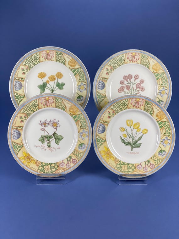Wedgwood Home Garden Maze Collectible Porcelain Dinner Plates