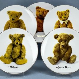 Royal Worchester, Compton & Woodhouse, Ein großartiger Feiner Knochenporzellan-Teller in der Ultimativen Teddybär-Tellerkollektion A Limited Edition Bild 1