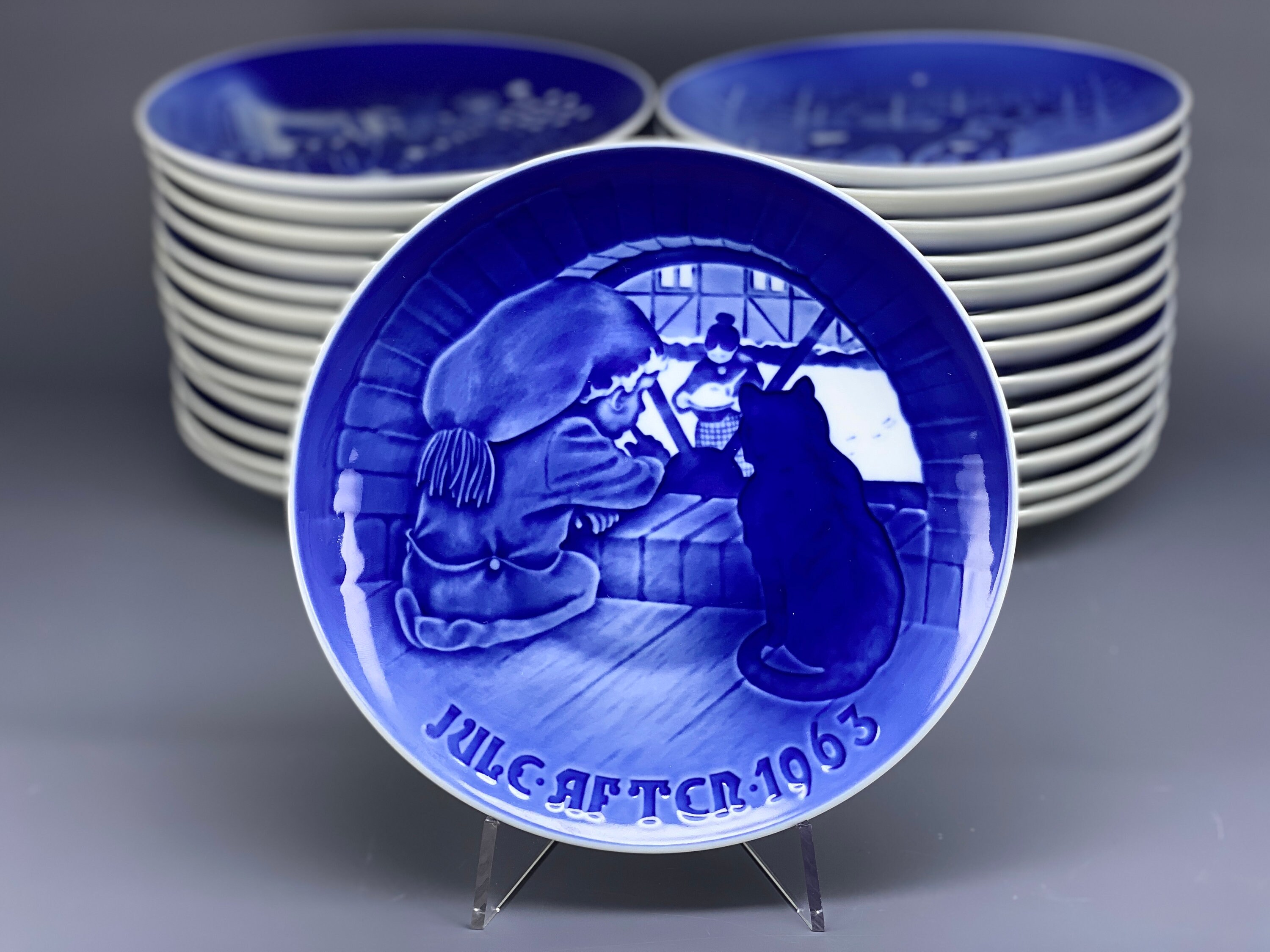 Bing & Grondahl Copenhagen Porcelain Christmas Plate, Vintage