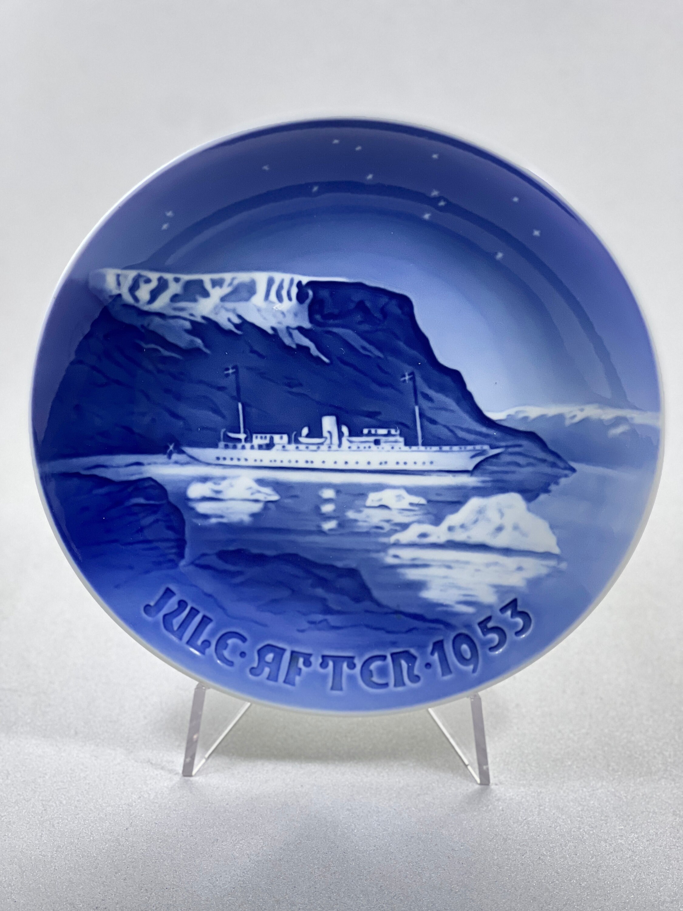 Bing & Grondahl Copenhagen Porcelain Christmas Plates, 1930-1959