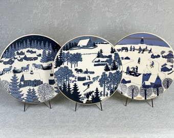 ARABIA Finland Collection of Christmas Plates Designed by Raija