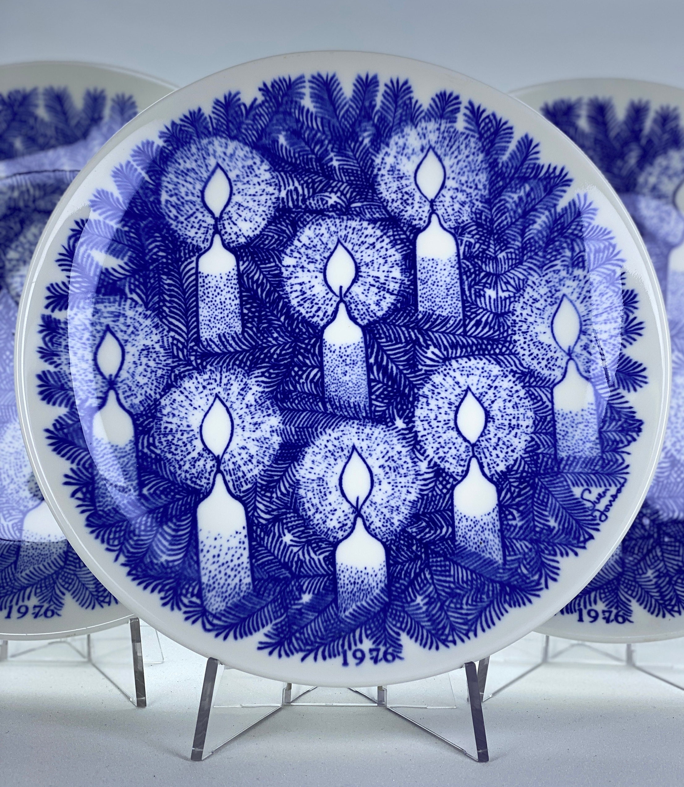 Gustavsberg Christmas Plate, Sven Jonson 1976 Candlelight Design