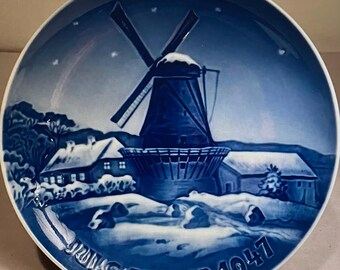Bing & Grondahl Copenhagen Porcelain Christmas Plates, 1930-1959