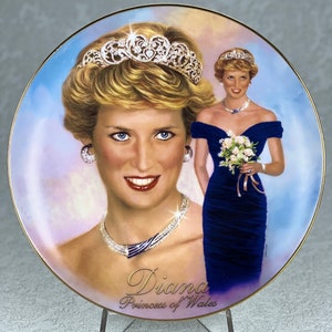 DIANA: A Women of Style, DIANA Princess of Wales by James Griffin, The Bradford Exchange. Always Enchanting