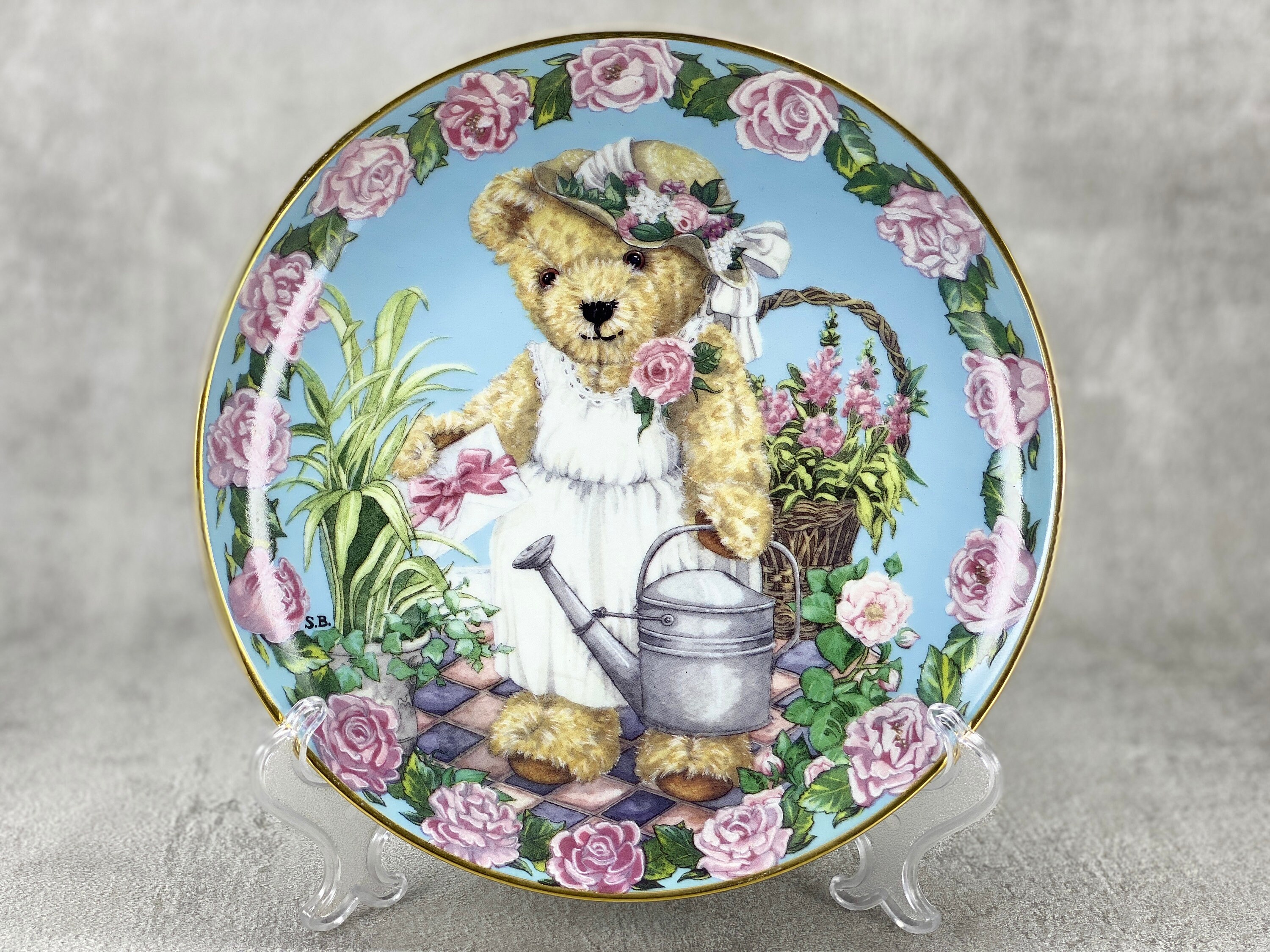 The Franklin Mint Heirloom Collection, Teddy's Bear Porcelain