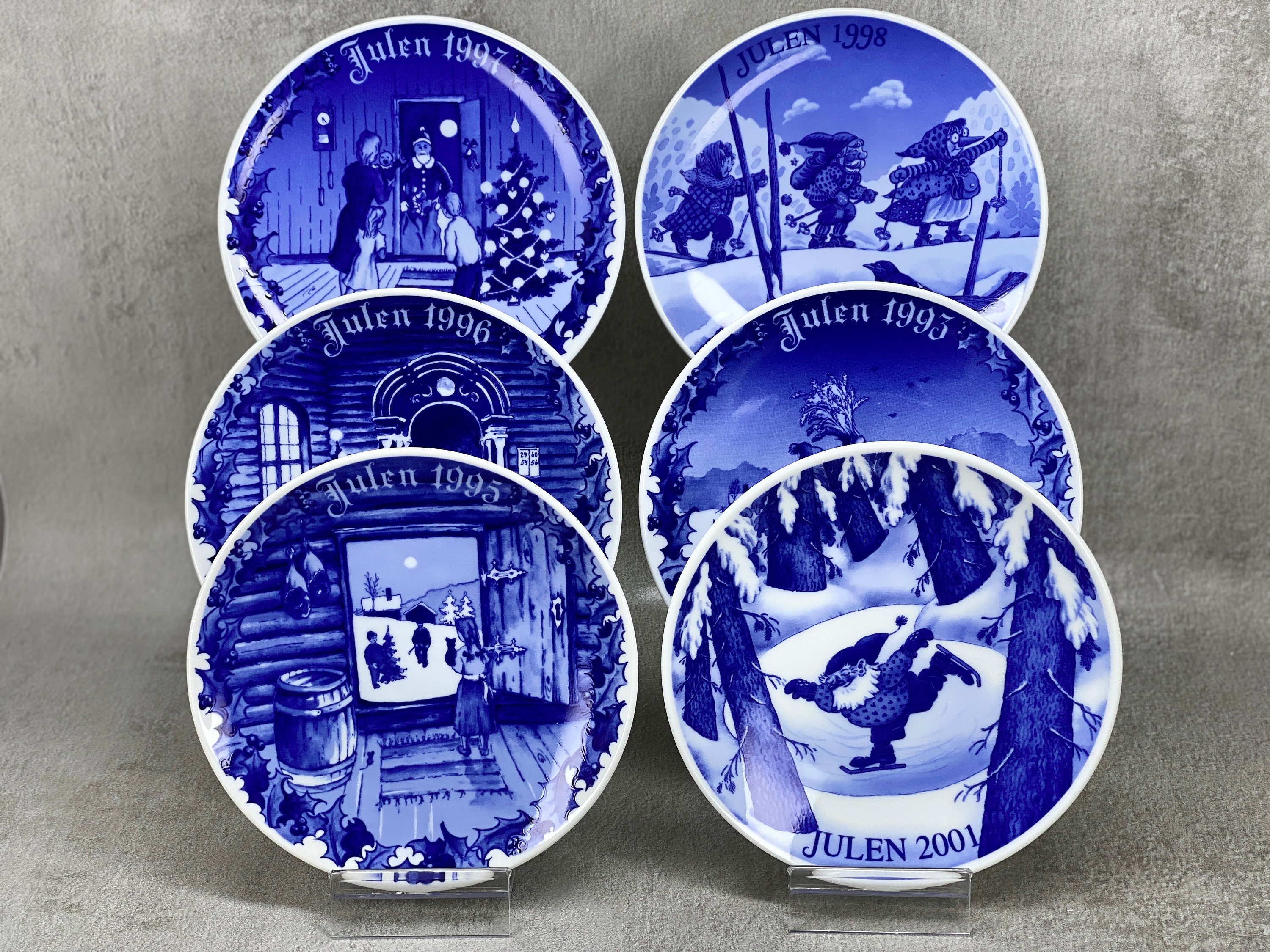 JULEN PORSGRUND NORWAY Country Christmas Vintage Collectible