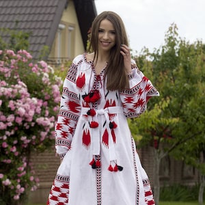 Women&#39;s White Linen Embroidered Dress, Vyshyvanka, Ukrainian Vyshyvanka, Dress Mexican, Dress Abaya, Caftan, Free Shipping, Boho style