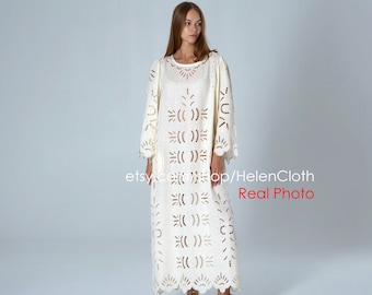 Ivory broidery anglaise Embroidered Bohemian Kaftan, Linen Abaya, Ukrainian Vyshyvanka