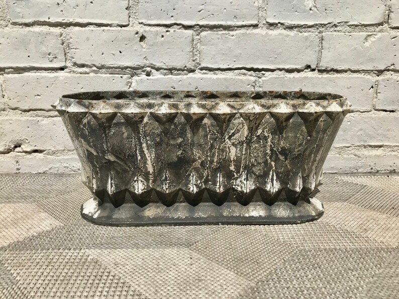 Vintage Garden Planter Cast Iron 785