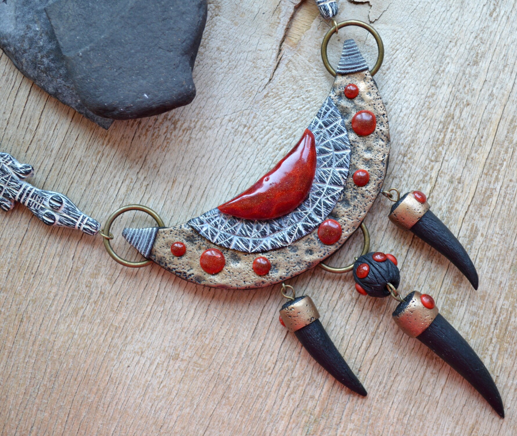 Black, Red, Bronze Tribal Necklace Wild Animal African Black, Red, Bronze Tribal Necklace Wild Animal African