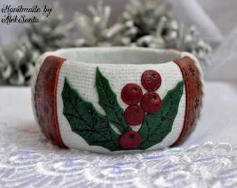 Christmas holly bangle bracelet Polymer clay off white, green and red statement winter jewelry New year Xmas gift for her