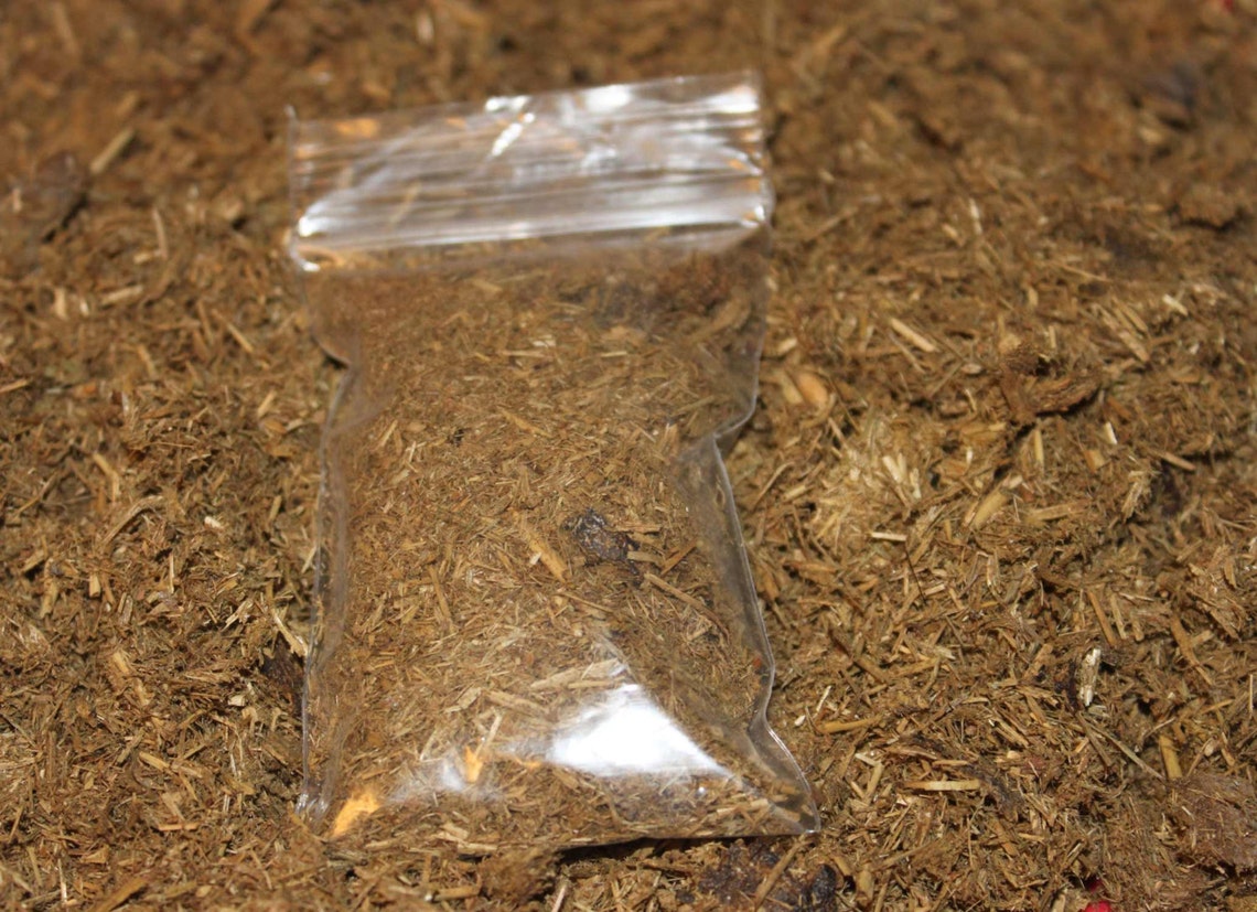 3 Pack Bags of Horse Manure Tea Base Organic Fertilizer Pony Poo Plant