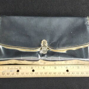 Vintage Silver Lamé Clutch Purse with Marcasite Clasp / Accordian / Evening Bag / 1950s image 3