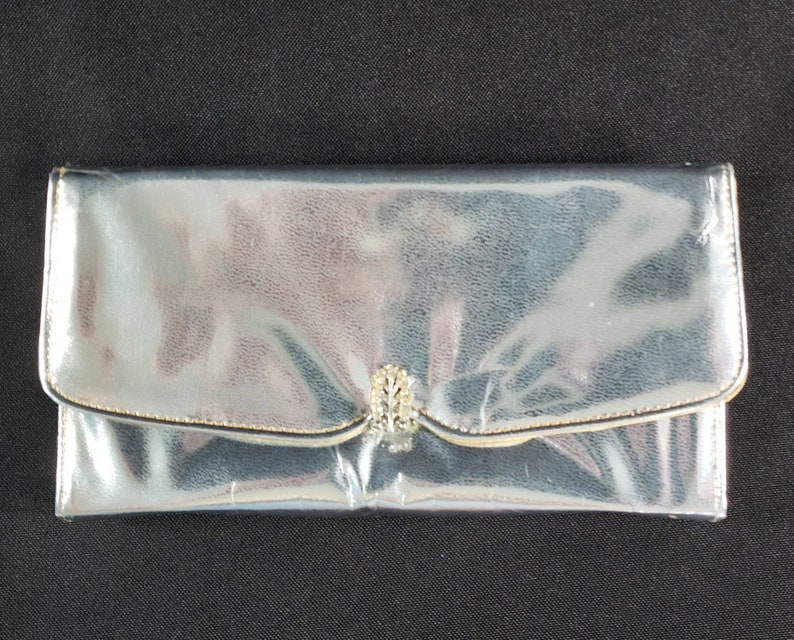 Vintage Silver Lamé Clutch Purse with Marcasite Clasp / Accordian / Evening Bag / 1950s image 1