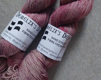 Hand dyed sock yarn 100g . Dellen