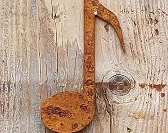 Rusty Letter/Flat Metal Quaver/Single Quaver/Musical Note/Rust/Music/Metal/Letter/Garden/Industrial/Vintage/Rustic/Gift/Wedding/Home 15cm