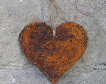 Set of 2 Rusty Hearts/Rust/Heart/Flat Metal Heart/Metal/Metal Heart/Small/Garden/Industrial/Vintage/Rustic/Floral/Gift/Wedding/Home 15cm